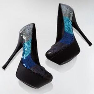 Steve Madden “Jersie” sequin heels size 7.5